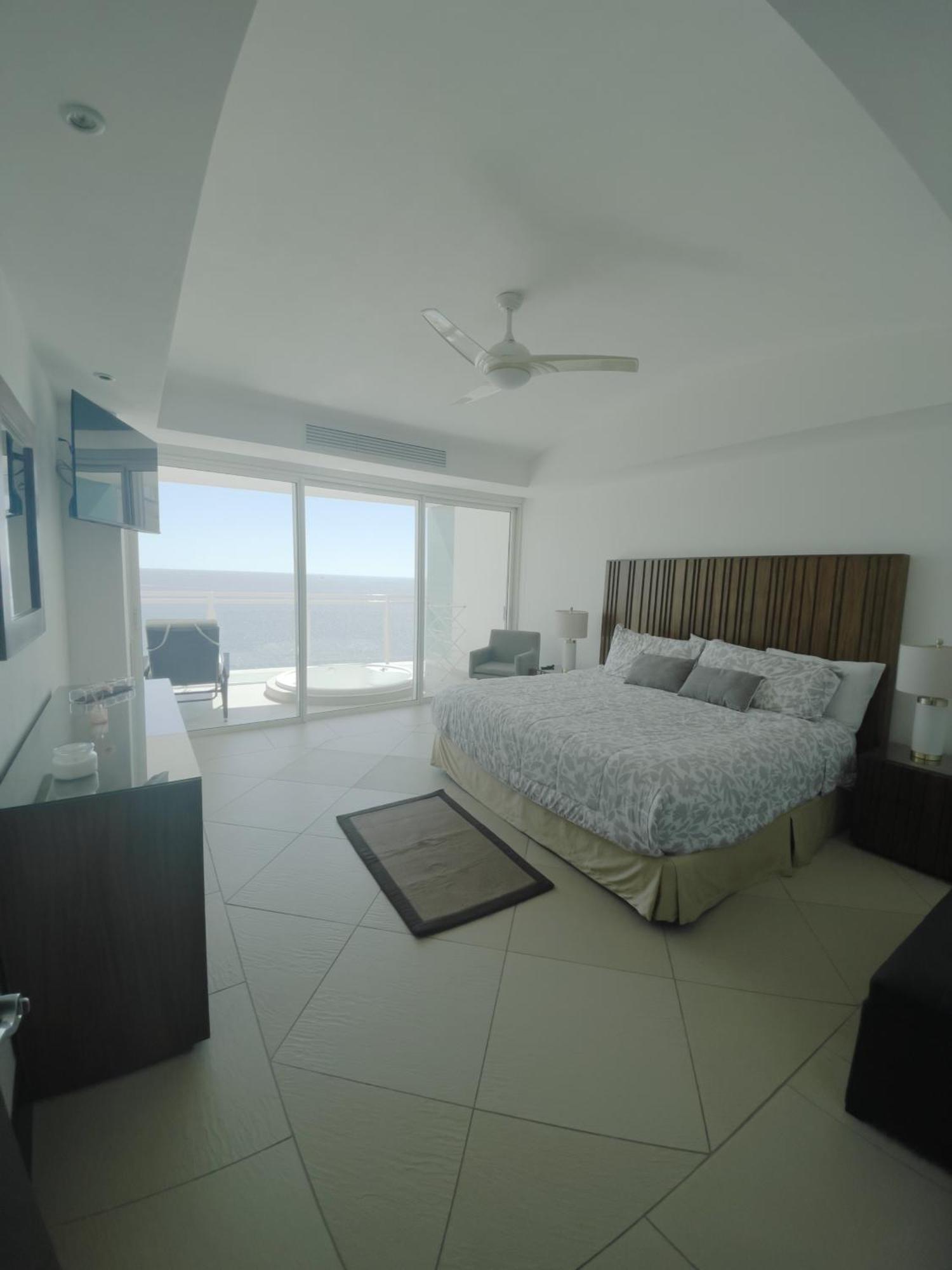 Bay View Grand Marina Ixtapa Condo En Pie De Playa Ixtapa (Guerrero) Exterior foto