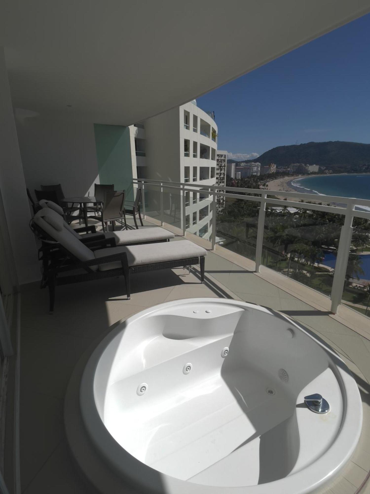 Bay View Grand Marina Ixtapa Condo En Pie De Playa Ixtapa (Guerrero) Exterior foto